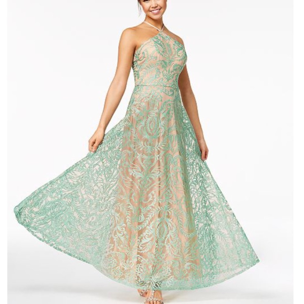 Juniors' Strappy-Back Sparkle Embroidered Gown